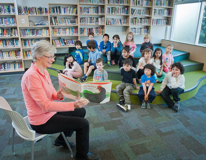 West Vancouver teacher storytime